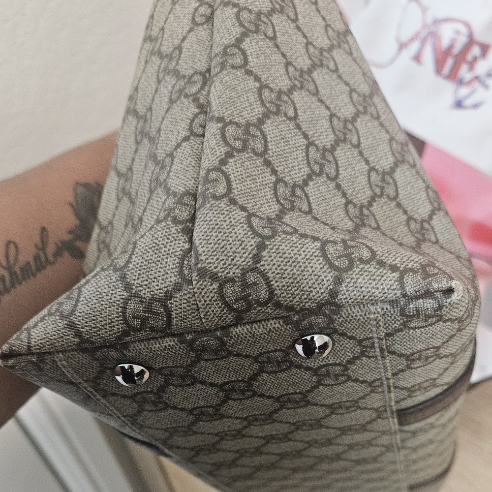 Gucci Beige/Brown Canvas Tote 15x9in - Picture 4 of 16